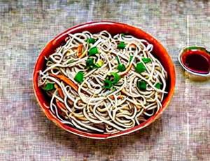 Chicken Hakka Noodles