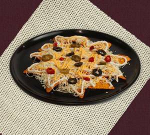 Cheesy Delight Nachos