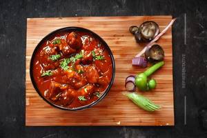 Veg Manchurian  Semi Gravy