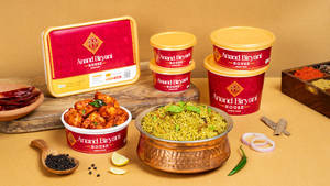Donne Biryani Rice With Chicken Sholay
