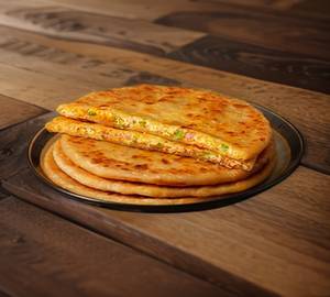 Paneer pyaaz tawa paratha ( olive oil  )