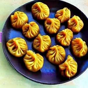 Mirch Seth Special Paneer Marinade Momos