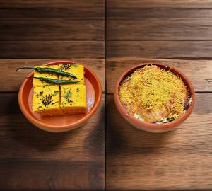 4 Dokhla + 2 Dahi Vada