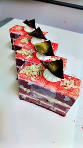 Quadruple Red Velvet Delight (pack Of 4 Pastries)