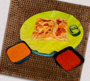 2 pcs of border veechu parotta