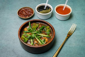 Chicken Chilly [8pc]