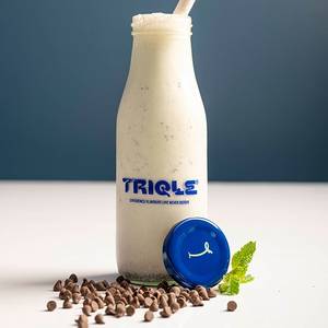 Kick Mint & Choco Chip Shake