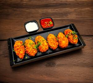 Paneer kurkure momos ( 8 pcs )