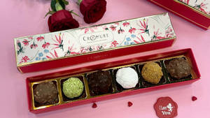 Assorted Rocher Chocolate 9pcs