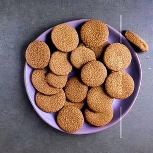 Til Makhroom Cookies