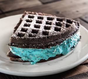 Cookies & Cream Waffle