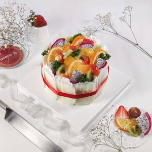 Fresh Fruit Cake Half Kg