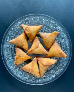 Mexican Samosa (8 Pcs)