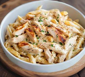 Non Veg Chicken White Sauce Pasta