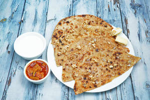 Paneer paratha