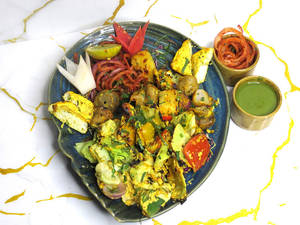 Veg Tandoori Salad
