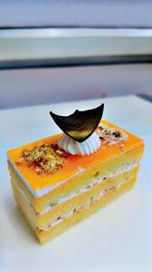 Butterscotch Delight Pastry (1 pc)