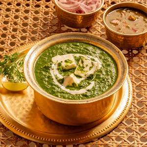 Lasooni Paneer Palak