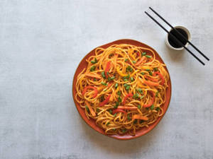 Chicken Hakka Noodles