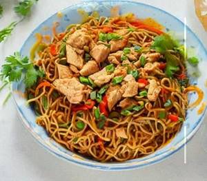 Egg schezwan chicken noodles