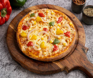 Capsicum Onion Pizza