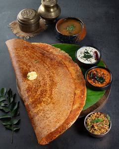 Mysore Paneer Dosa
