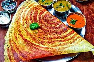 Rava Schezwan Paneer Butter Masala Dosa