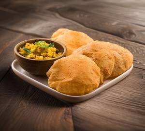 Puri 4 + sabji