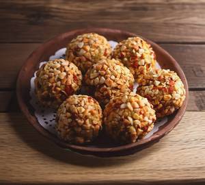 Kaju Dry Fruit Laddu