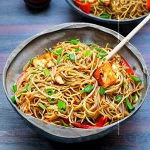 Paneer Singapore Noodles