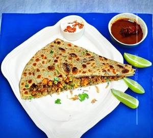 Chicken Keema Paratha
