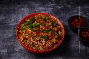Chilli Garlic Noodle  Chicken