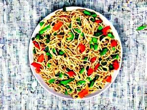 Veg Schzewan Noodles