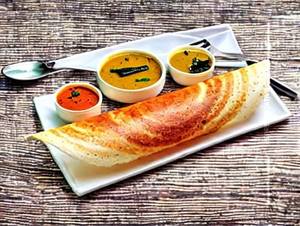 Rava Schezwan Paneer Cheese Masala Dosa