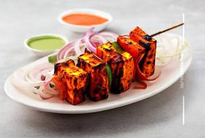 Achari Paneer Tikka