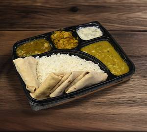 Chhole Kadhi Aur Rajma Wali Thali