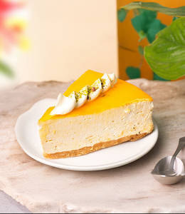 Eggless Mango Cheesecake Slice