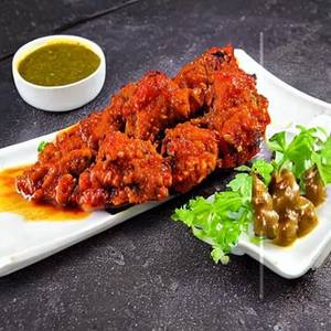 Slice Chicken In Choice Of Sauce Dry