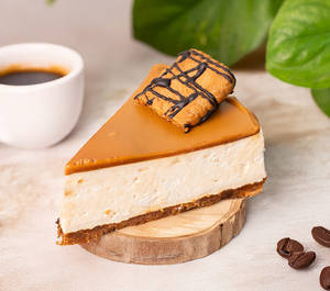 Eggless Lotus Biscoff Cheesecake Slice