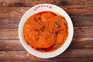 Chicken Achari Butter Masala