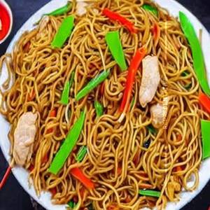 Chicken Cantonese Noodles Wok Toss