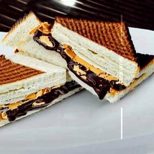 Choco Kitkat Sandwich