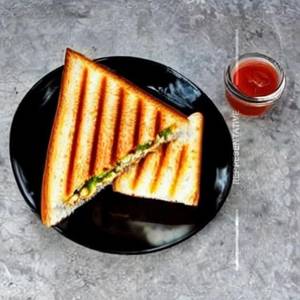 Egg Porotta Sandwich