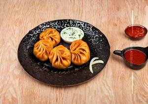 Peri Peri Chicken Momos [Steamed Momos]