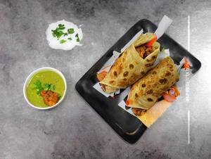 Egg Chicken Keema Roll