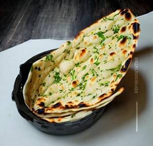 Garlic naan 