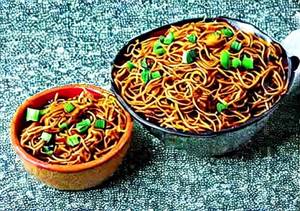 Veg Manchurian Schezwan Noodles