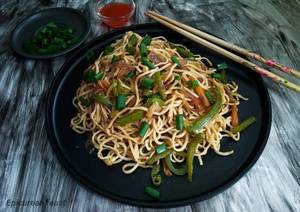 Veg Street Style Noodles