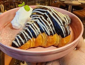 French Croissant [dark Chocolate]