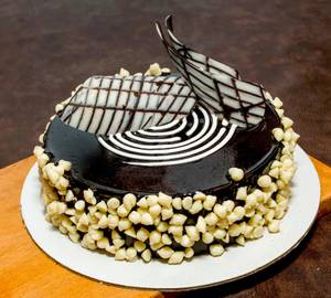 Choco Chips Exotic Cake